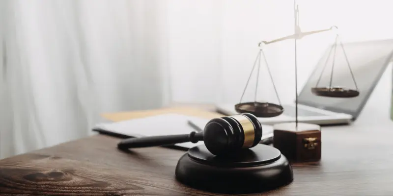 https://www.legalserviceslink.com/blog/pedestrian-accidents-understanding-liability-and-seeking-compensation/